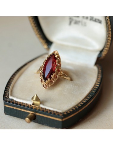 Bague marquise pierre rouge prix