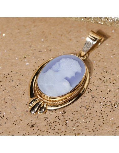 Pendentif camée or jaune sur agate en ligne des produits 